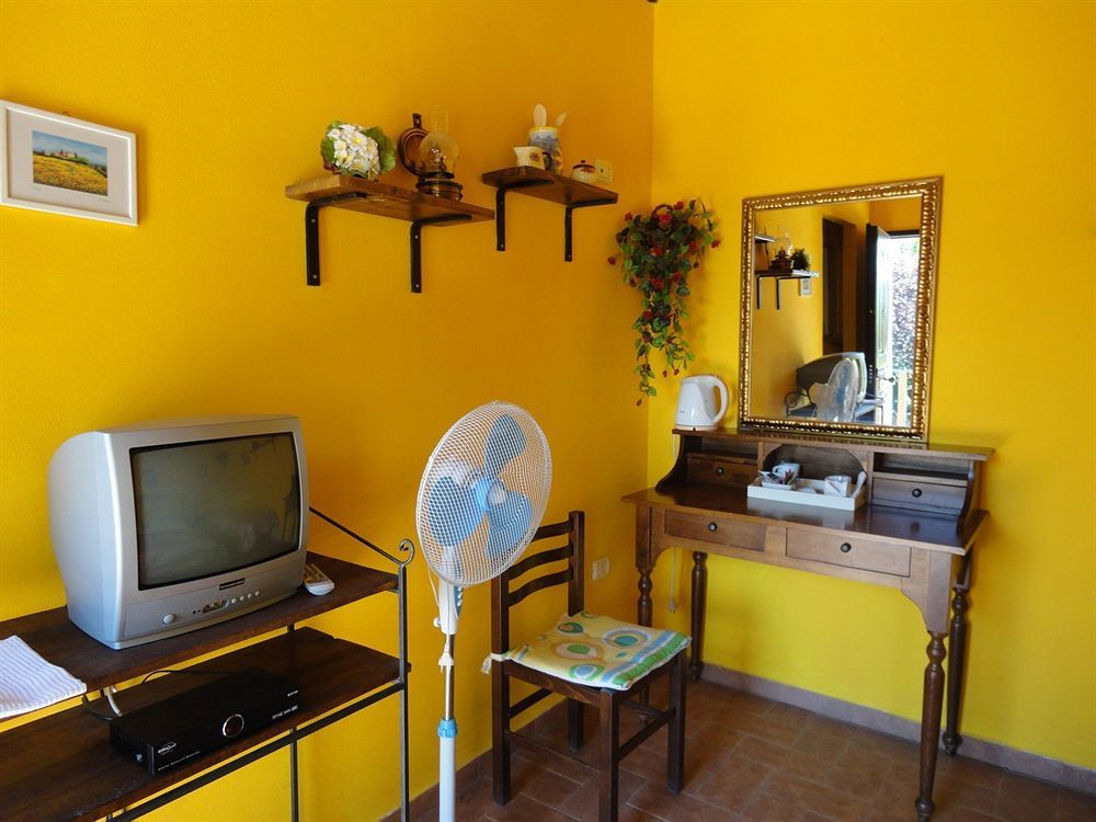 Hotel Il Covo Dei Briganti à Latera Extérieur photo